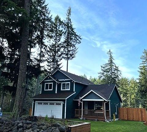 3rd image of 18111 Upland Dr SE