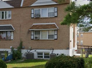 10209 Ferndale St, Philadelphia, PA 19116