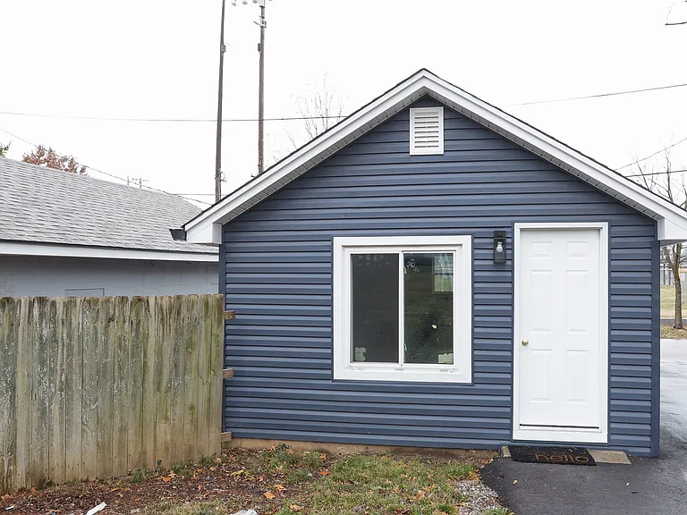 314 E Charlestown Ave #B-1 — Photo 6