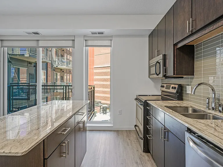 The Flats at West End — Photo 44