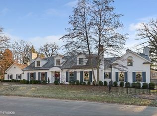 1151 Edgewood Rd, Lake Forest, IL 60045