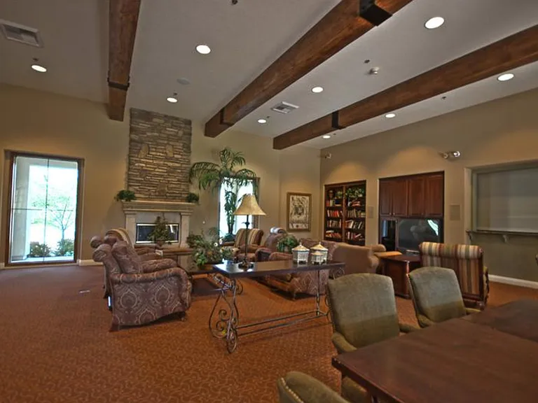 1492 Berriedale Ct — Photo 9