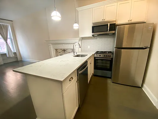 Rented by Corcoran | media 9