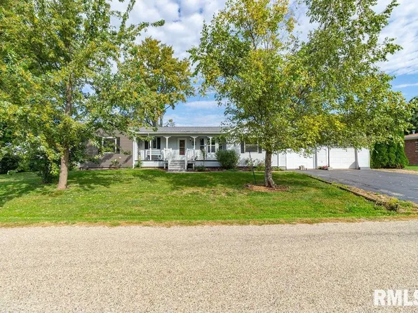 101 E James St, Yates City, IL 61572