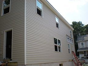 2nd image of 233 Mary St