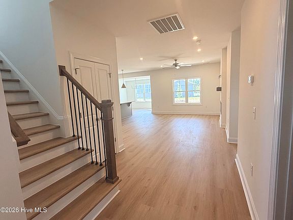 2nd image of 500 Amersham Road
