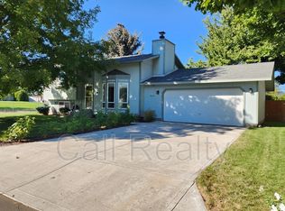 18105 E Maxwell Ave, Greenacres, WA 99016