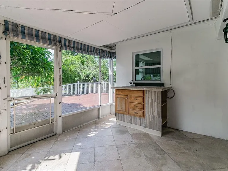 1519 Bass Blvd — Photo 43
