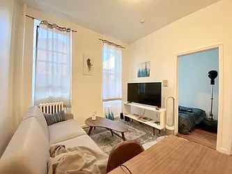 Rented by Living New York