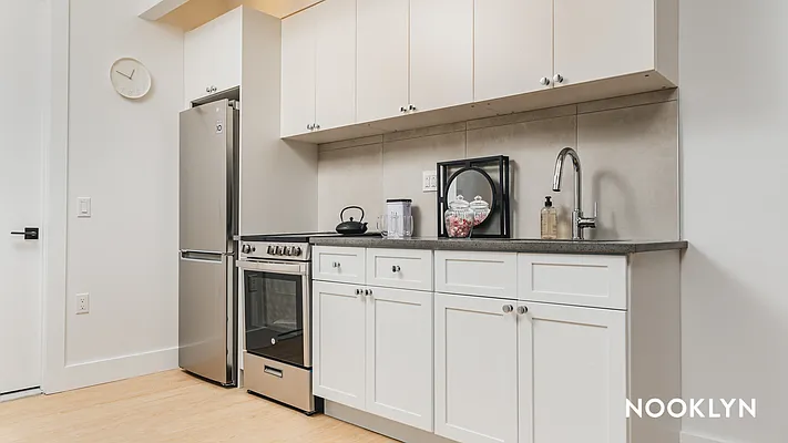 Rented by Nooklyn NYC LLC | media 6