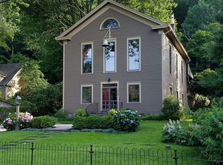 3737 River Rd, Lumberville, PA 18933