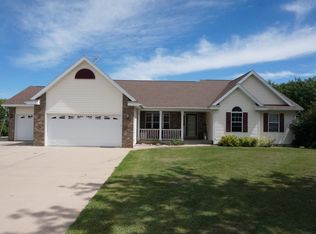 207 Ridge Rd, Neillsville, WI 54456