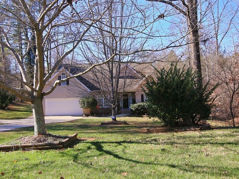 1st image of 7616 Whitaker Dr