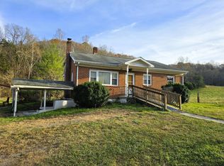 1021 S Buffalo Rd, Lexington, VA 24450