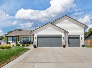 10926 W Cedar Ln, Maize, KS 67101