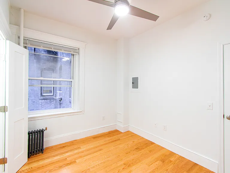 175 Hemenway St #3 — Photo 11