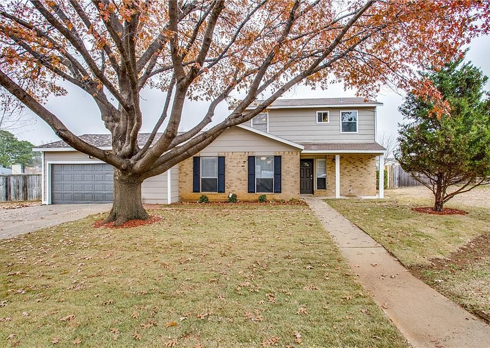 1st image of 107 Forestwood Dr
