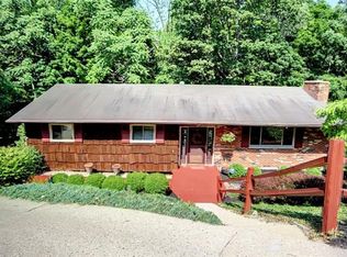 2634 Rhapsody Dr, Dayton, OH 45449
