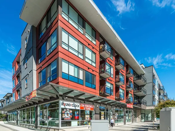 18811 72nd Ave #414, Surrey, BC V4N 6W7