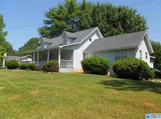 2052 Forest Glen Rd, Sylacauga, AL 35150