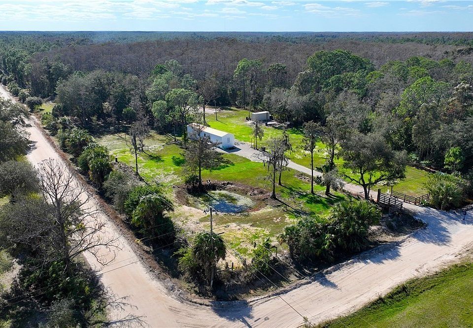 1st image of 22950 Tinas Ln