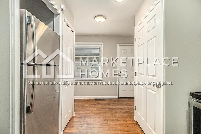 517 Woodward Ave SE — Photo 10