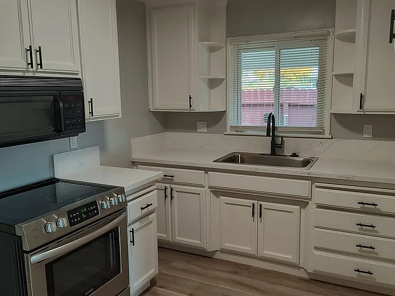 3636 Alberta Ave — Photo 7