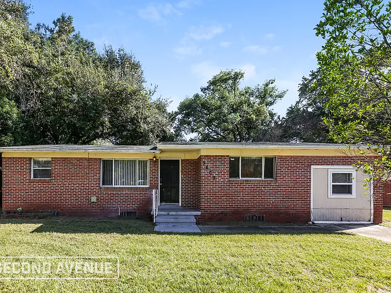 5809 Tusk Ct — Photo 1