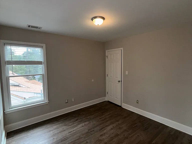 guest room across from jack and jill hallway shared bathroom