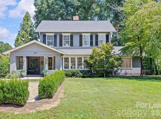 2025 Sharon Rd, Charlotte, NC 28207
