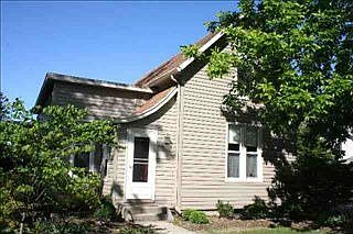 1st image of 115 E Kibler St