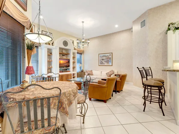 953 Greensward Lane, Delray Beach, FL 33445