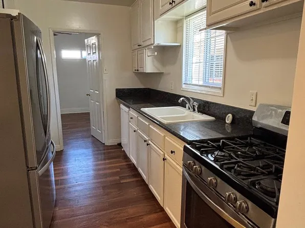 432 W 19th St, San Pedro, CA 90731