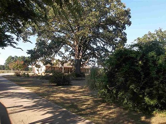 4th image of 317 County Road 4228