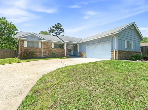 4209 Charron Ln, Wichita, KS 67220