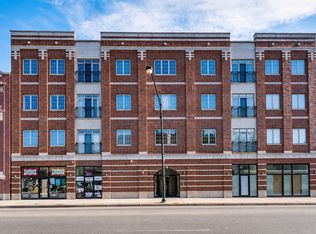 1453 W Irving Park Rd APT 304, Chicago, IL 60613