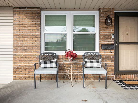 2nd image of 5803 Aberdeen Dr