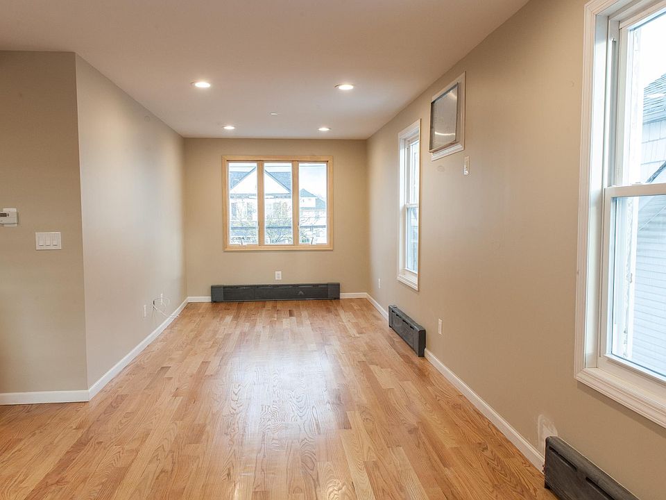 1st image of 15916 98th St #2