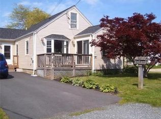 36 Bayview Ave, Fairhaven, MA 02719