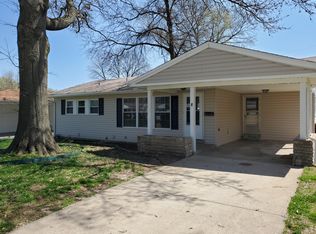 8 Radford Dr, Florissant, MO 63031