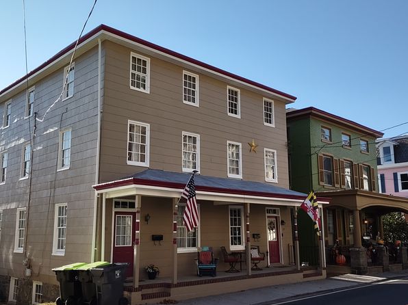 39 S Main St