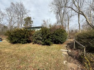 13 Myrtle Rd, Griswold, CT 06351