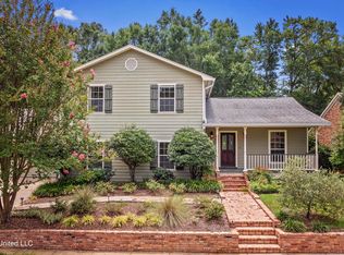 2416 Greenview Dr, Gulfport, MS 39507