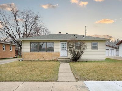1618 17th St S, Fargo, ND, 58103