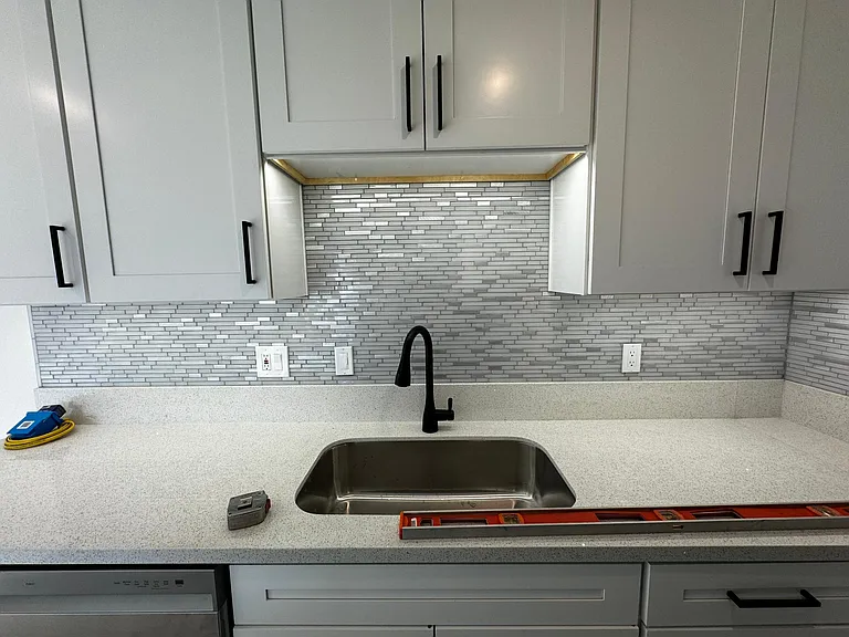 1224 Windsor Rd #B — Photo 8