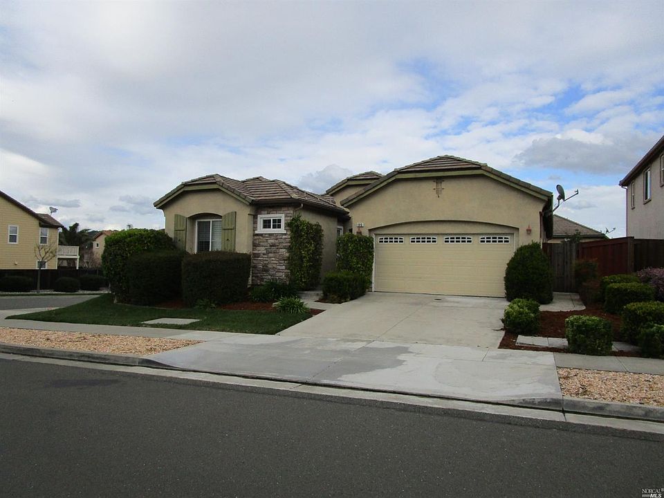 1st image of 885 Antiquity Dr