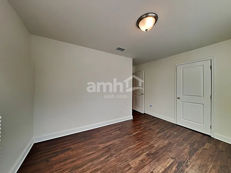 532 Summit View Ln — Photo 17