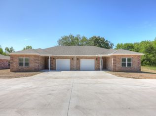 9355 Holly Rd UNIT B, Neosho, MO 64850