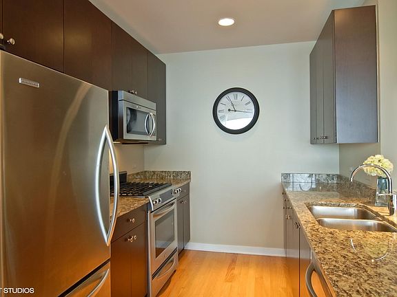 2nd image of 303 W Ohio St #3601