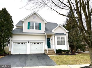 2 Abbington Ln, Robbinsville, NJ 08691